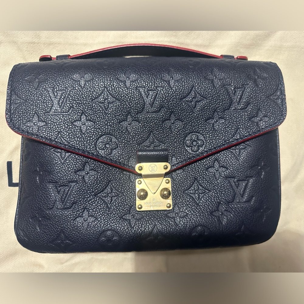 ❌SOLD❌Louis Vuitton Pochette Métis